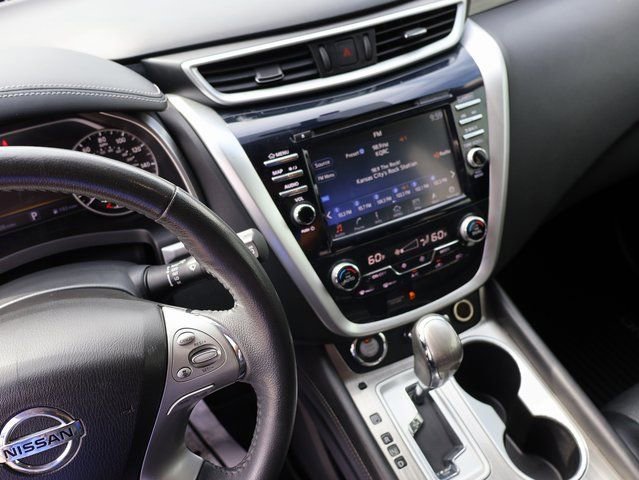 Used 2017 Nissan Murano Platinum w/ Platinum Technology Package FWD image 24