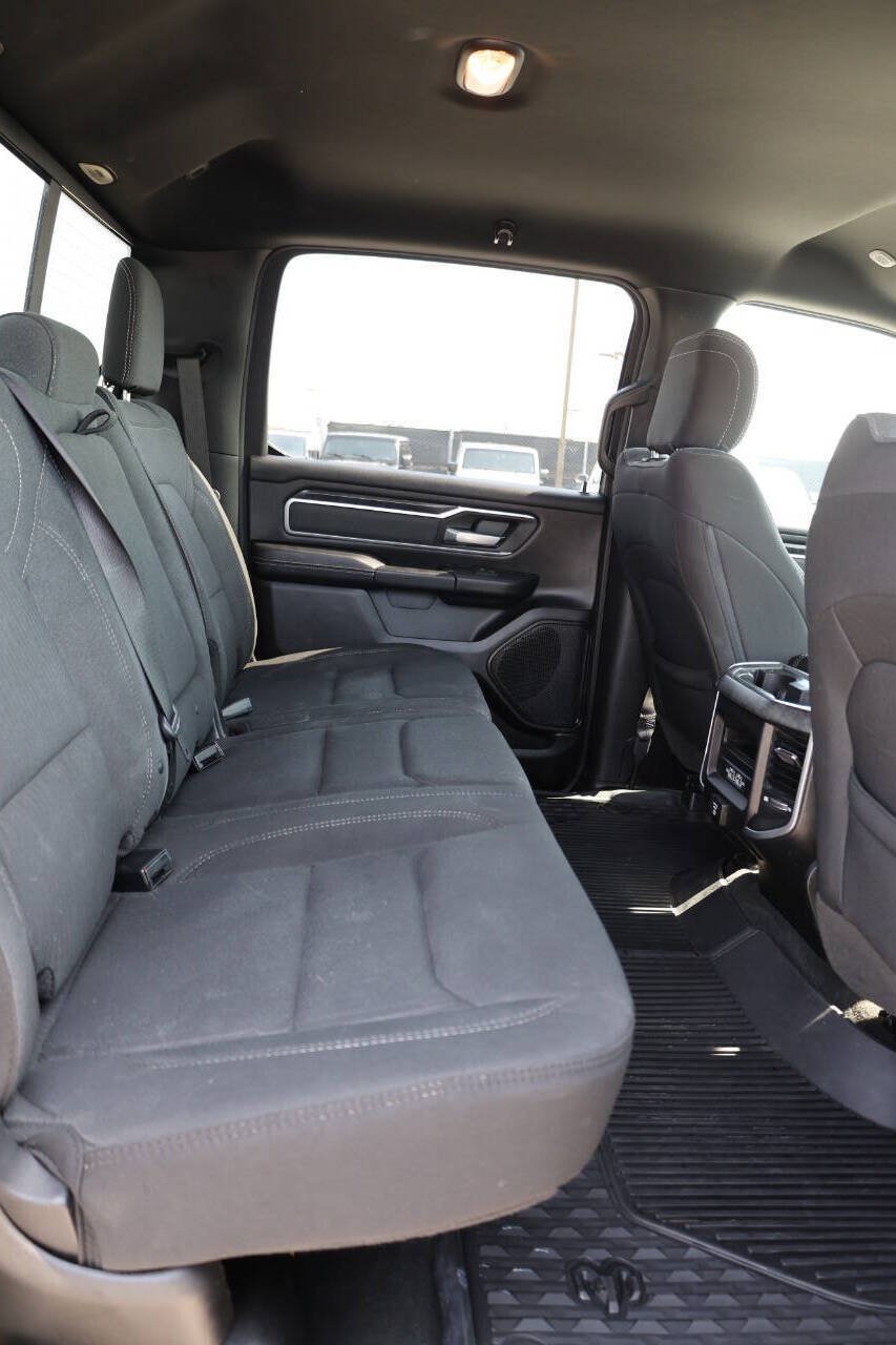 Used 2022 RAM 1500 Big Horn AWD/4WD image 16