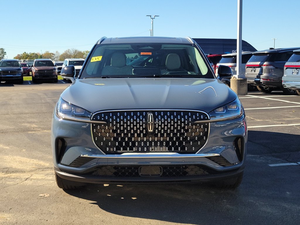 New 2027 Lincoln Aviator Reserve AWD/4WD image 2