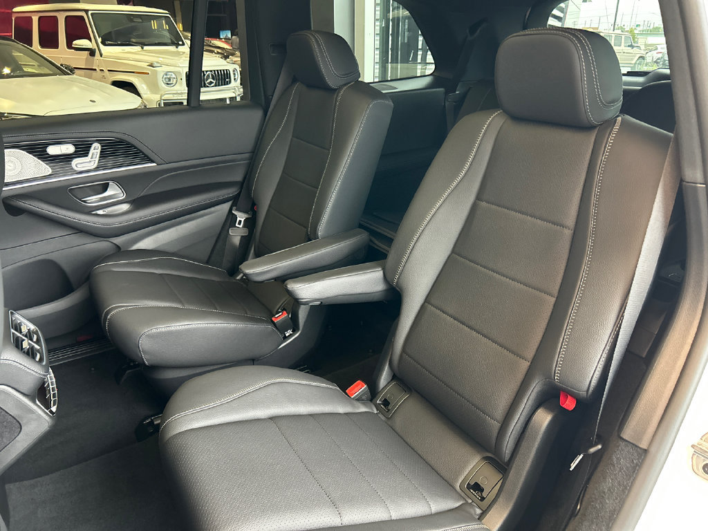 New 2027 Mercedes-Benz GLS 450 4MATIC image 18
