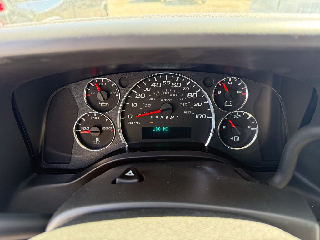 New 2025 Chevrolet Express 2500 w/ Driver Convenience Package RWD image 6