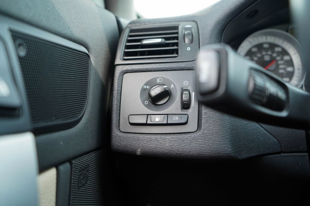 Used 2013 Volvo C70 T5 FWD image 27