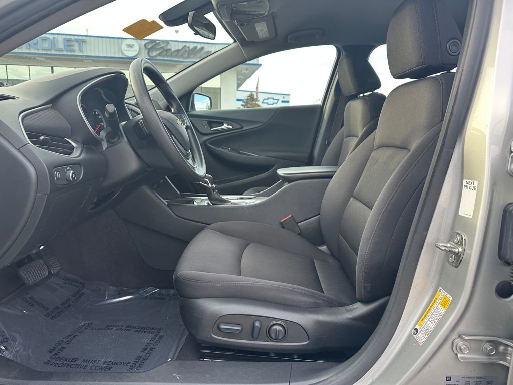 Used 2022 Chevrolet Malibu LT image 17