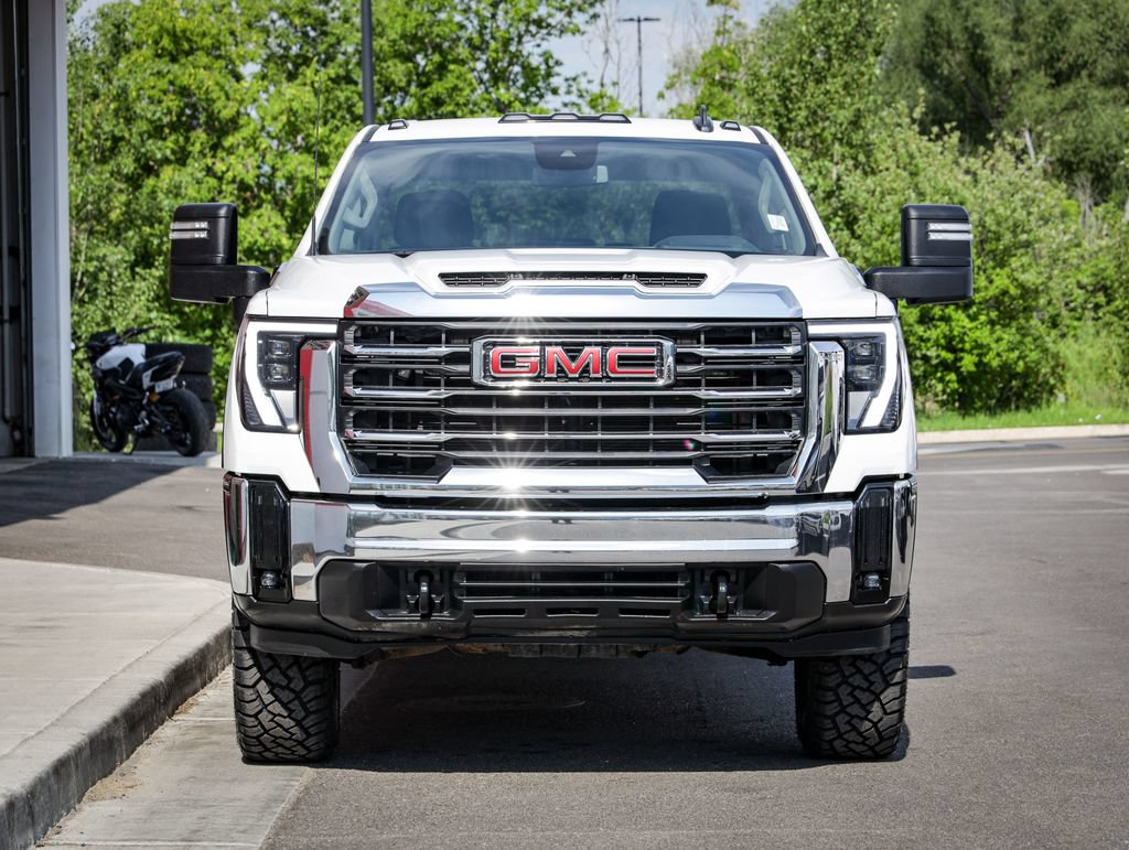 Used 2024 GMC Sierra 3500 SLE w/ SLE Convenience Package AWD/4WD image 9