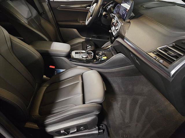 Certified 2024 BMW X4 M40i w/ Premium Package AWD/4WD image 22