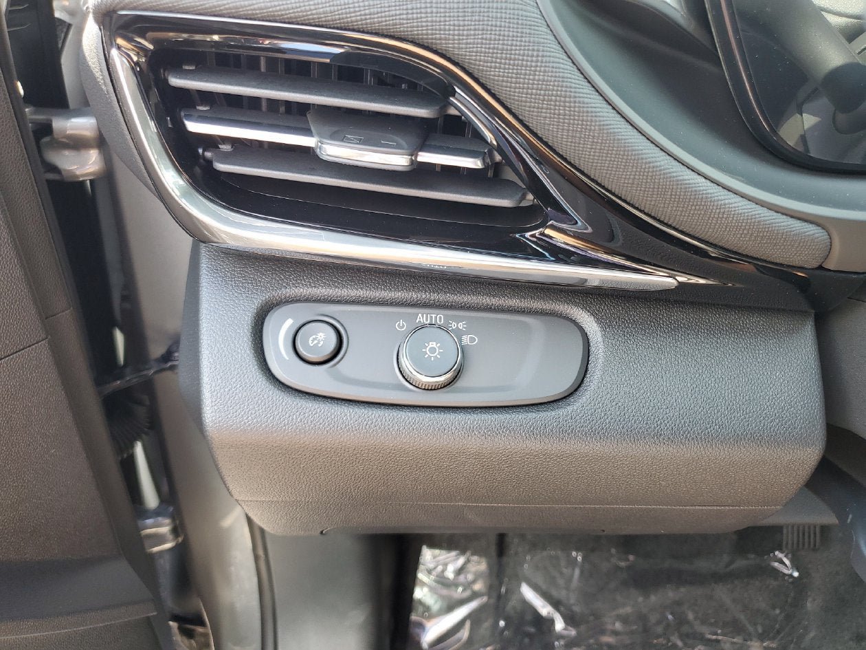 New 2026 Buick Envista Sport Touring w/ Convenience II Package FWD image 29