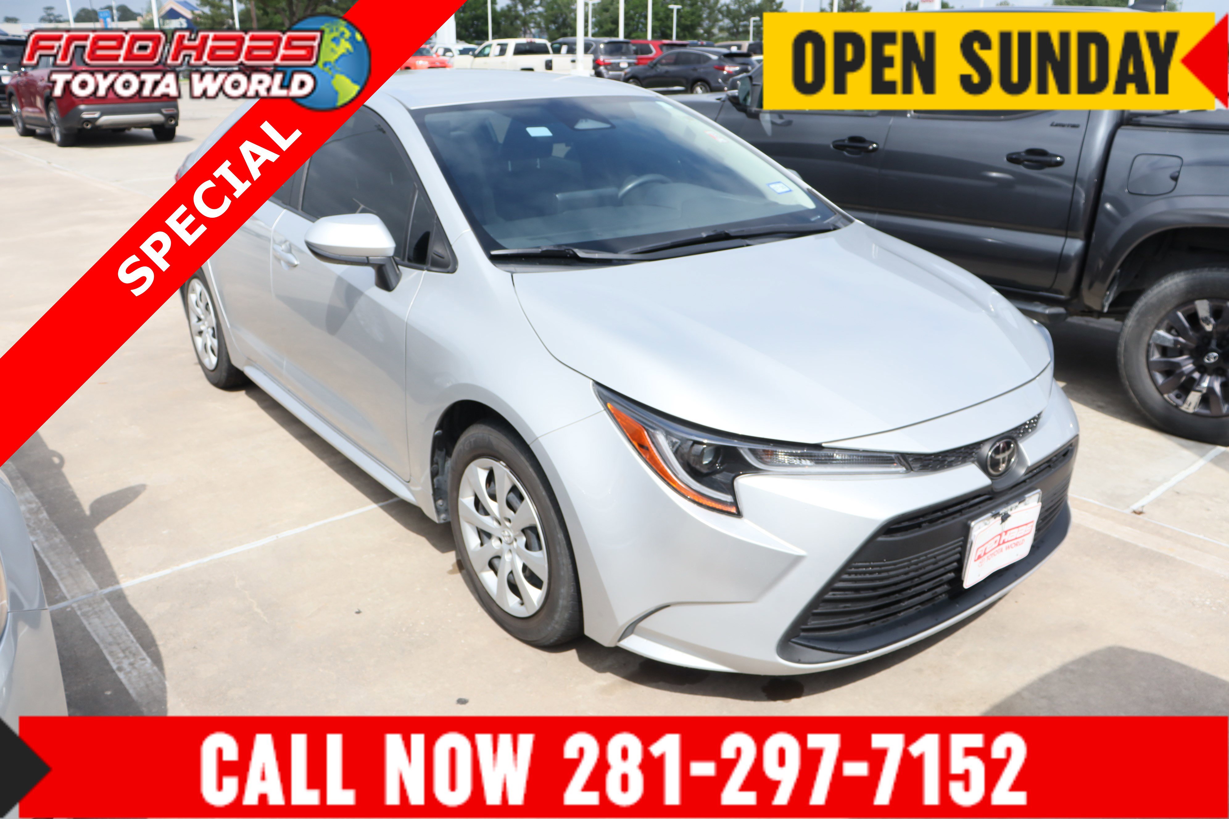 Used 2023 Toyota Corolla LE image 1