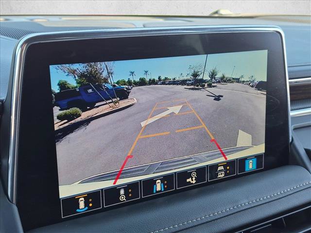 Used 2021 Chevrolet Tahoe Premier w/ Premium Package RWD image 19