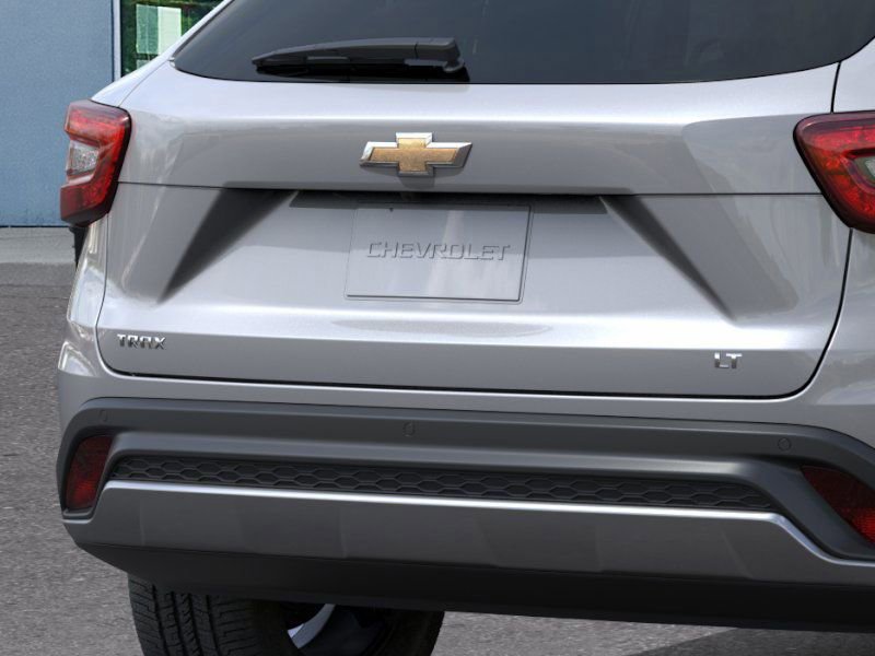 New 2026 Chevrolet Trax LT w/ Driver Confidence Package image 14