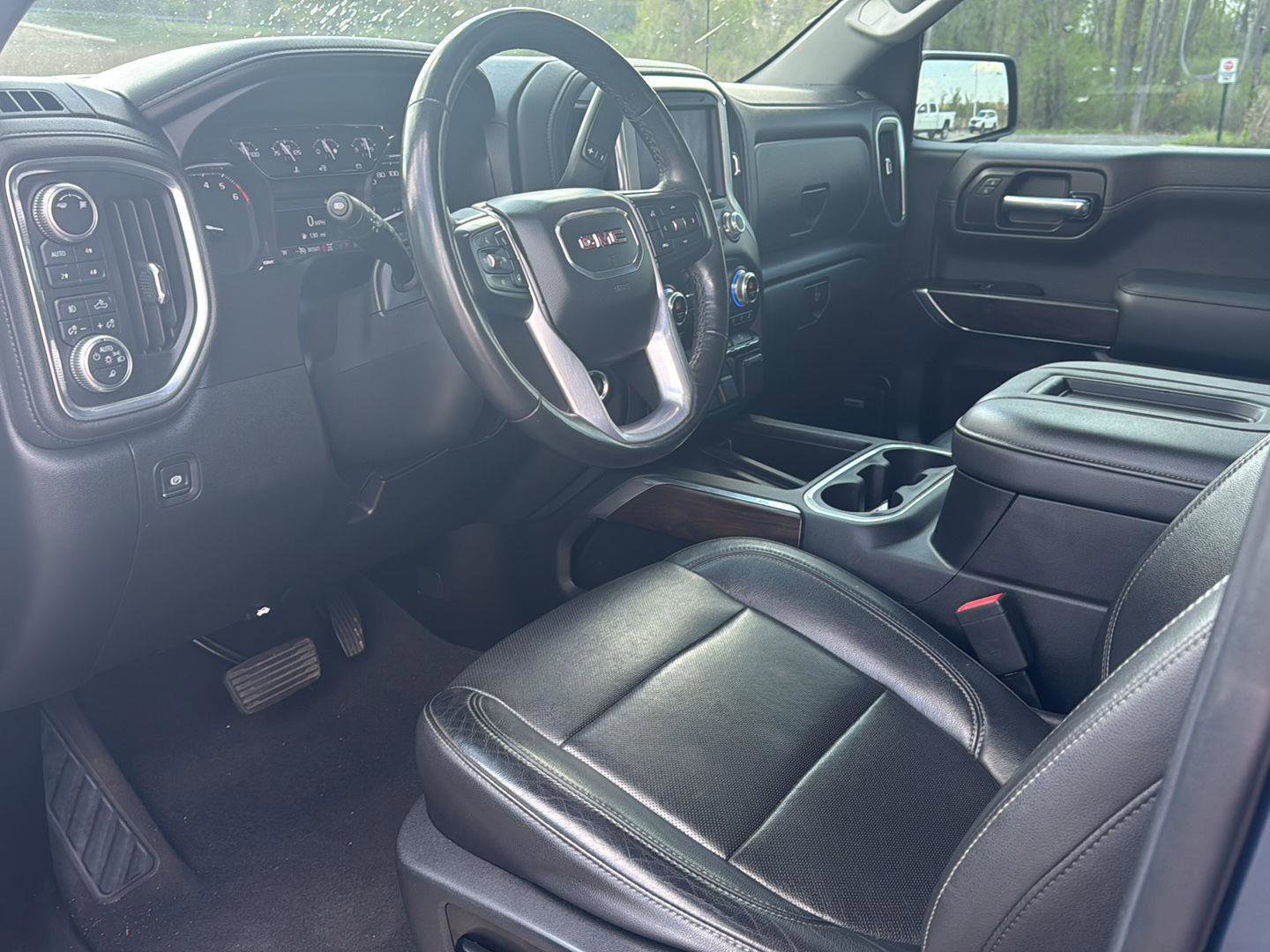 Used 2019 GMC Sierra 1500 SLT w/ SLT Premium Plus Package AWD/4WD image 13