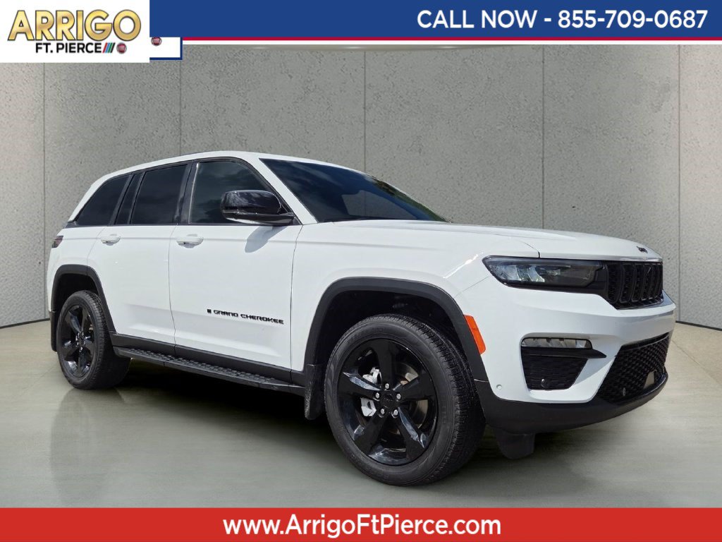 Used 2025 Jeep Grand Cherokee Limited AWD/4WD image 1