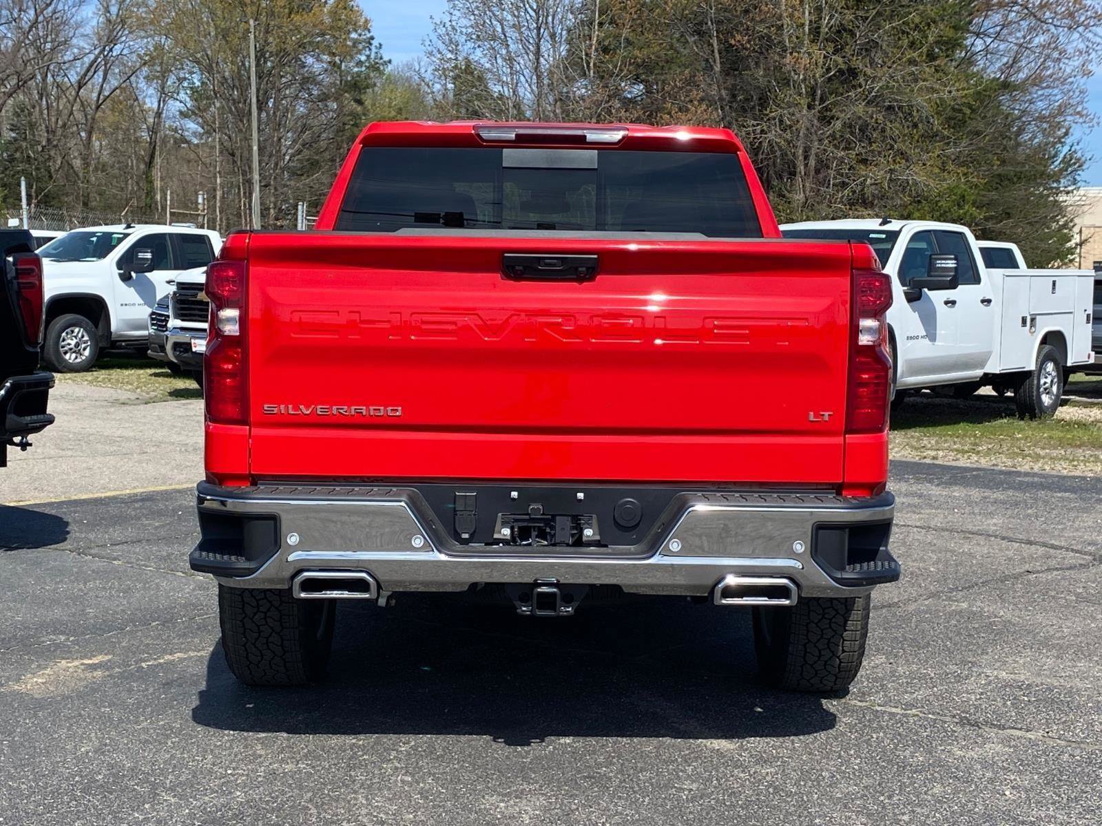 New 2026 Chevrolet Silverado 1500 LT w/ Z71 Off-Road Package AWD/4WD image 4