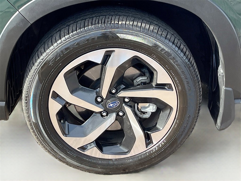 Used 2023 Subaru Forester Touring w/ Popular Package #2 image 32