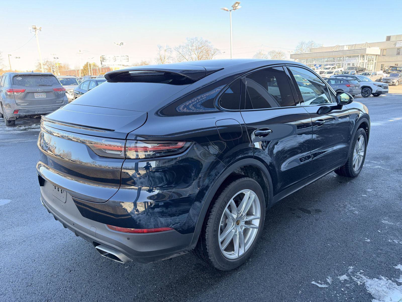 Used 2023 Porsche Cayenne image 5