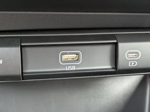 New 2026 Kia Niro EX FWD image 21