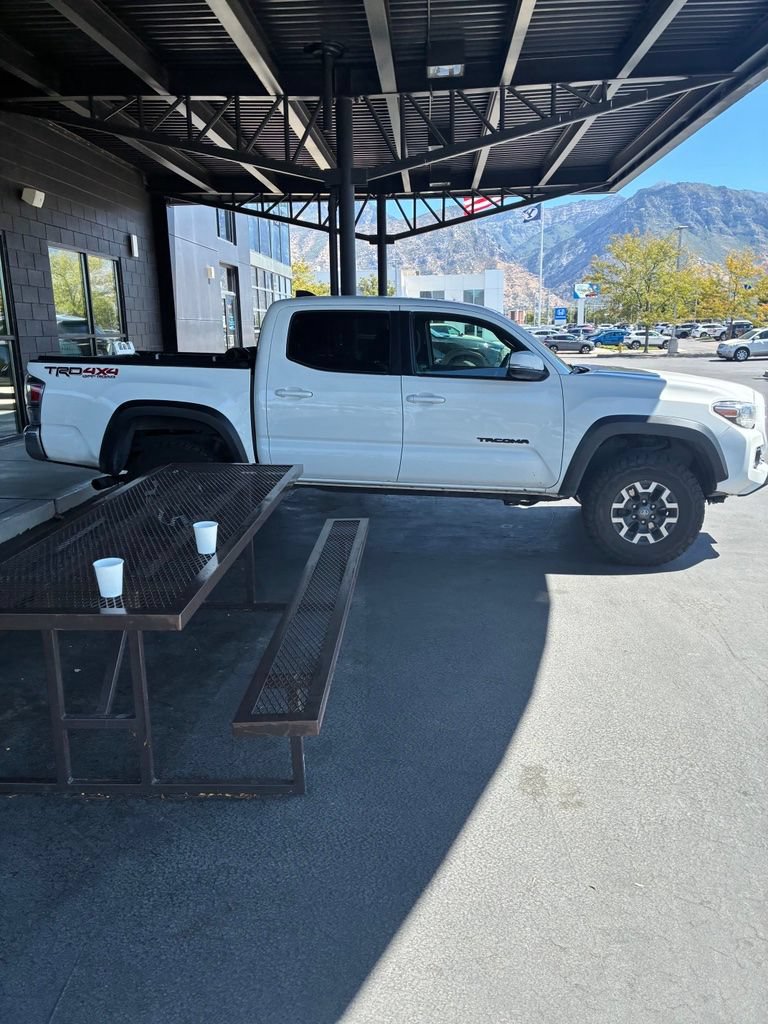 Used 2021 Toyota Tacoma TRD Off-Road w/ Blackout Package (TMS) AWD/4WD image 22