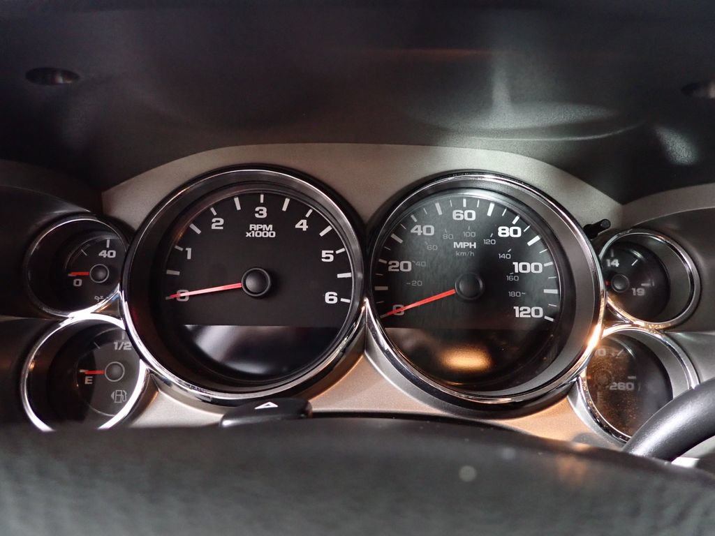 Used 2010 Chevrolet Silverado 1500 LT w/ Power Pack Plus RWD image 16
