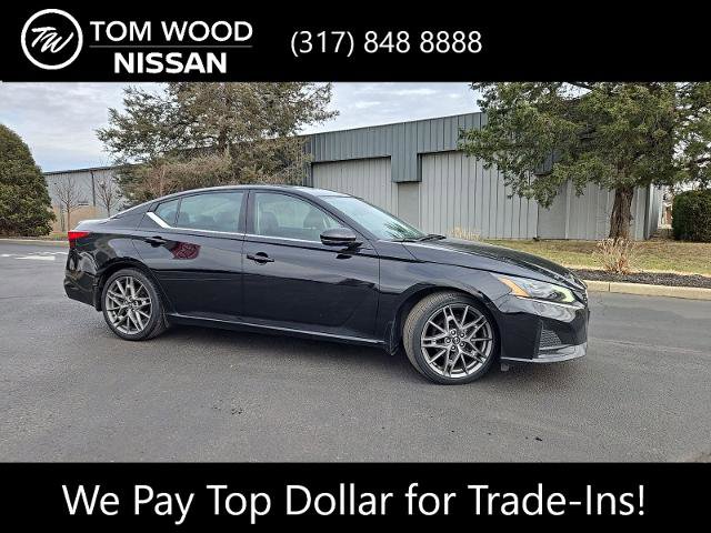 Certified 2023 Nissan Altima 2.0 SR image 1