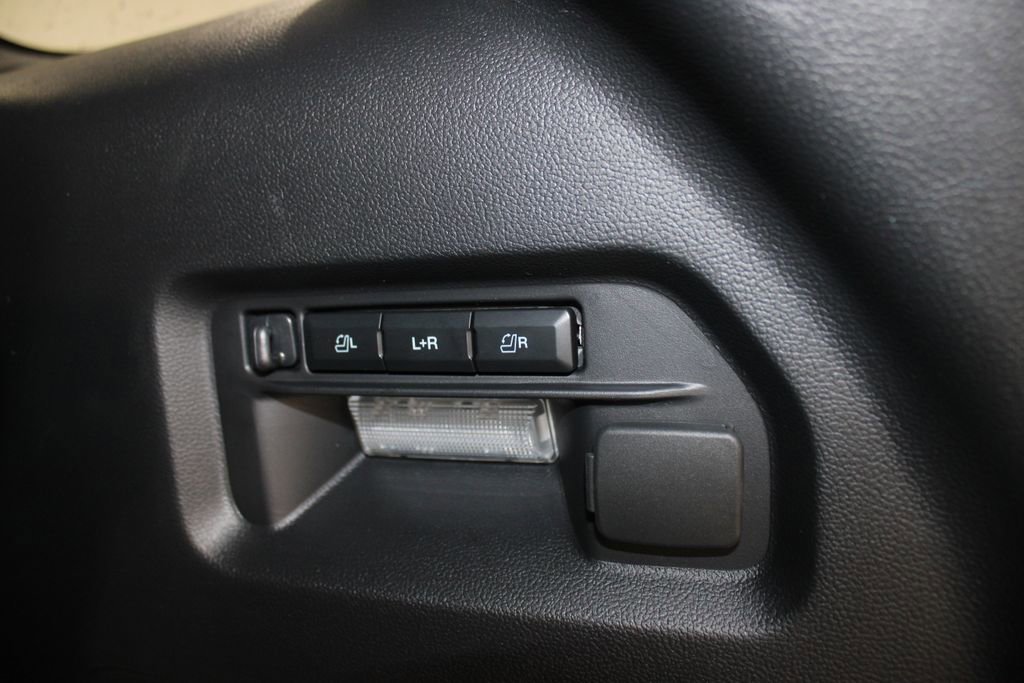 New 2026 Ford Explorer ST w/ Sun And Sound Package image 30