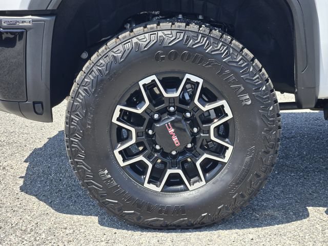 Used 2026 GMC Sierra 2500 AT4X AWD/4WD image 10
