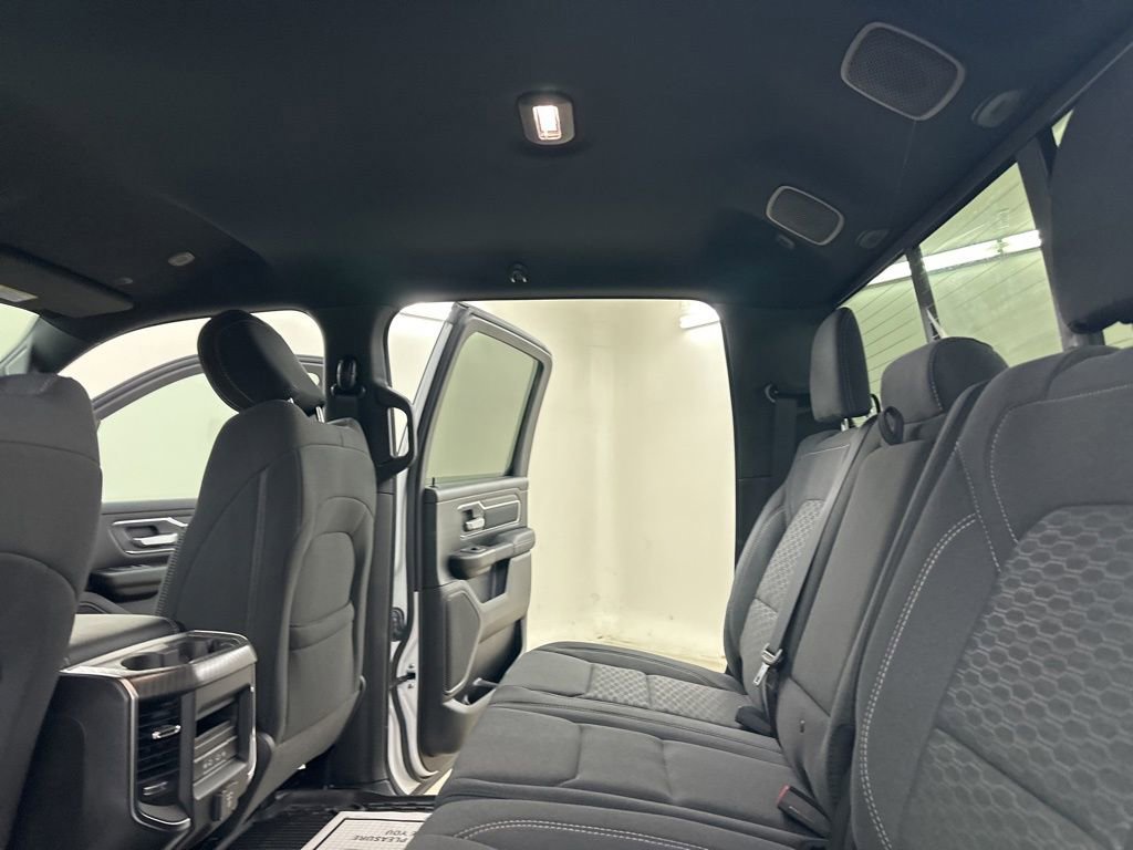 New 2026 RAM 1500 4x4 Crew Cab image 26