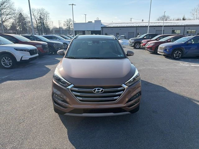Used 2017 Hyundai Tucson Limited w/ Limited Ultimate Package 03