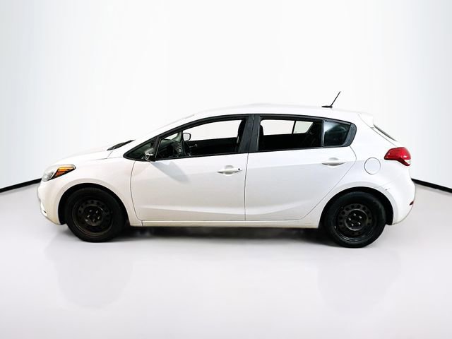 Used 2016 Kia Forte LX image 4