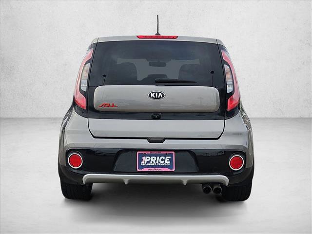 Used 2018 Kia Soul ! image 7