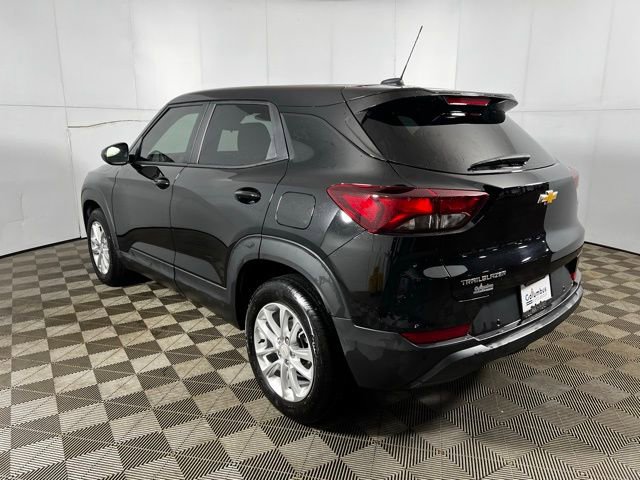 Used 2025 Chevrolet TrailBlazer LS w/ LS Convenience Package image 7