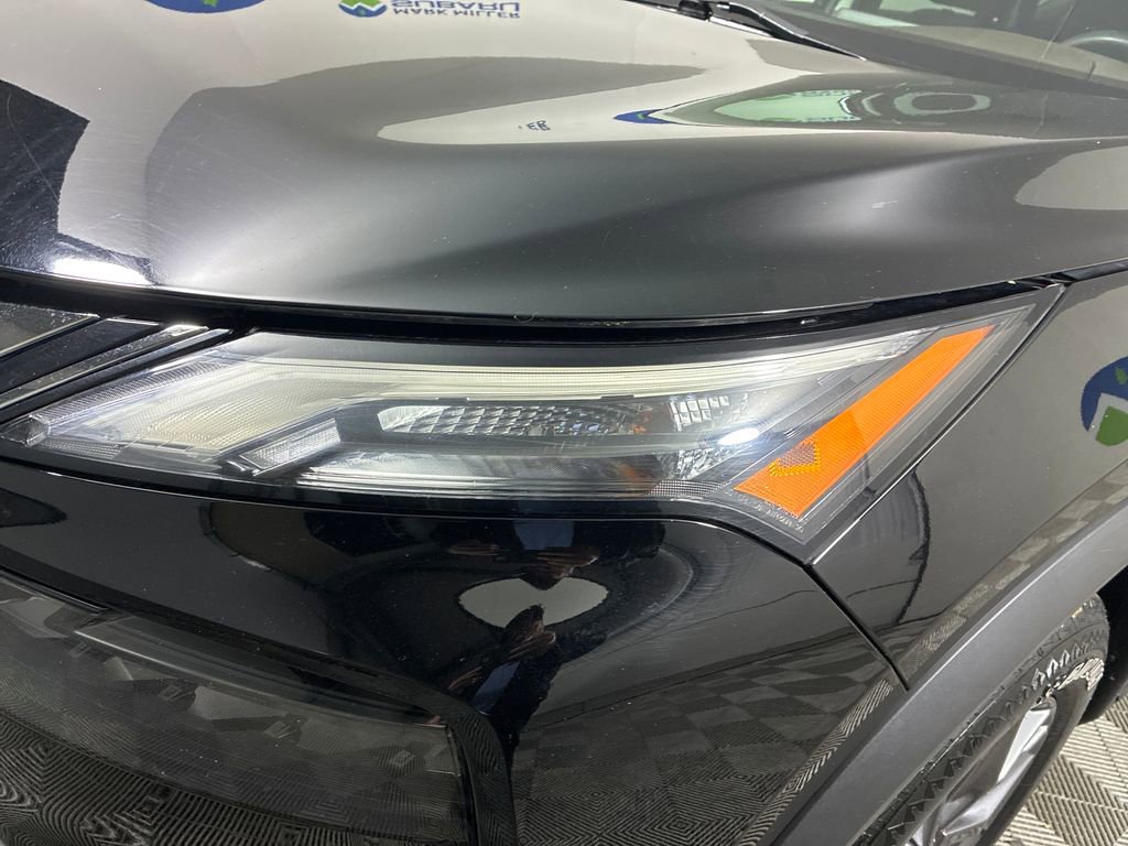 Used 2023 Nissan Rogue S AWD/4WD image 33