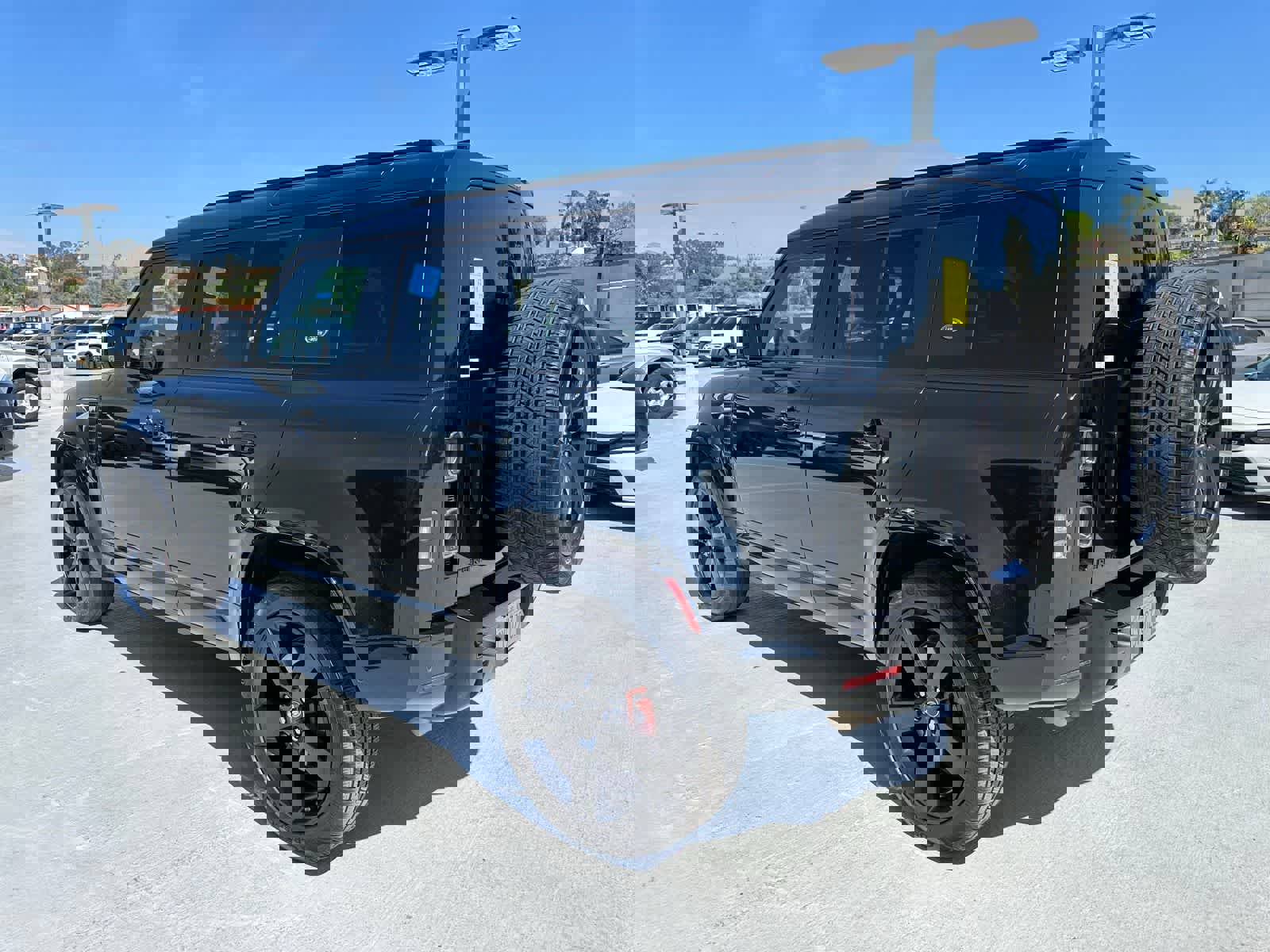 Used 2024 Land Rover Defender 110 X image 3