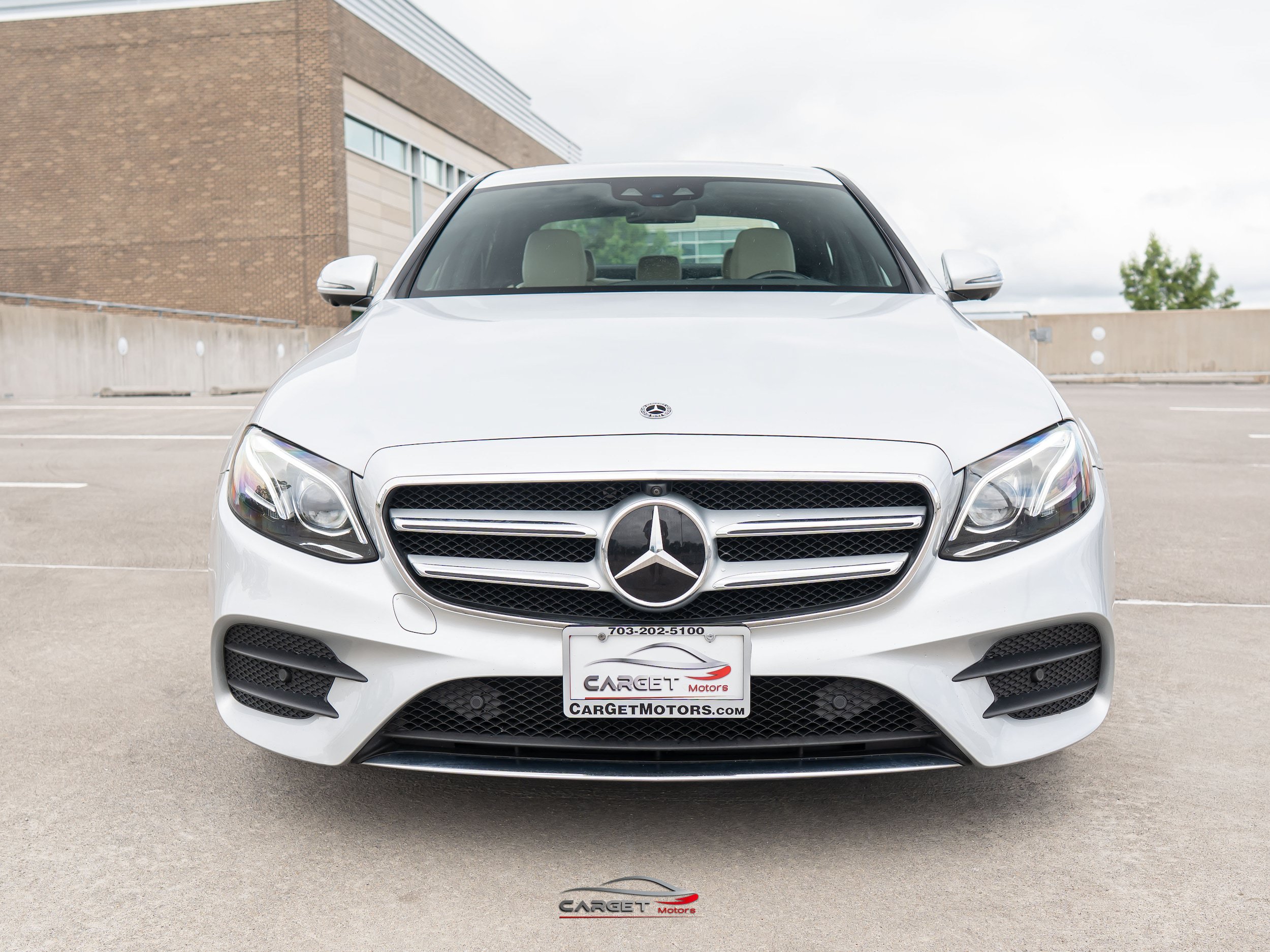 Used 2019 Mercedes-Benz E 450 4MATIC Sedan w/ Driver Assistance Package image 2