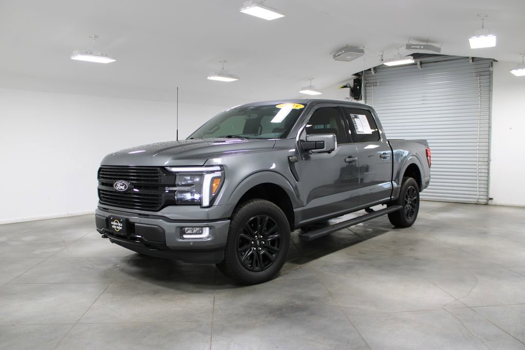 Used 2025 Ford F150 Platinum image 4