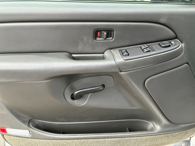 Used 2004 GMC Sierra 2500 SLE w/ Heavy-Duty Power Package RWD image 16