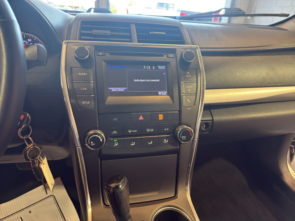 Used 2016 Toyota Camry SE FWD image 19