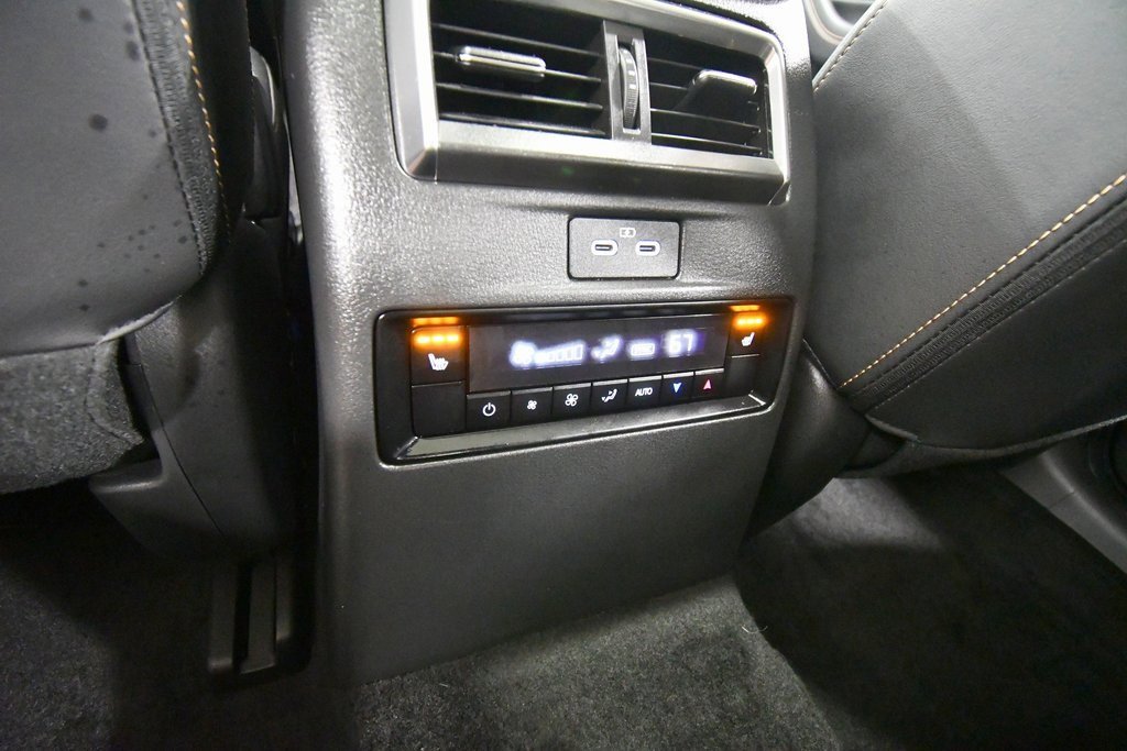 Used 2024 MAZDA CX-90 Plug-In Hybrid w/ Premium Plus image 16