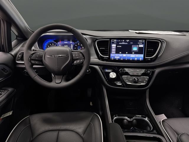 New 2026 Chrysler Pacifica Limited w/ S Appearance Package image 5