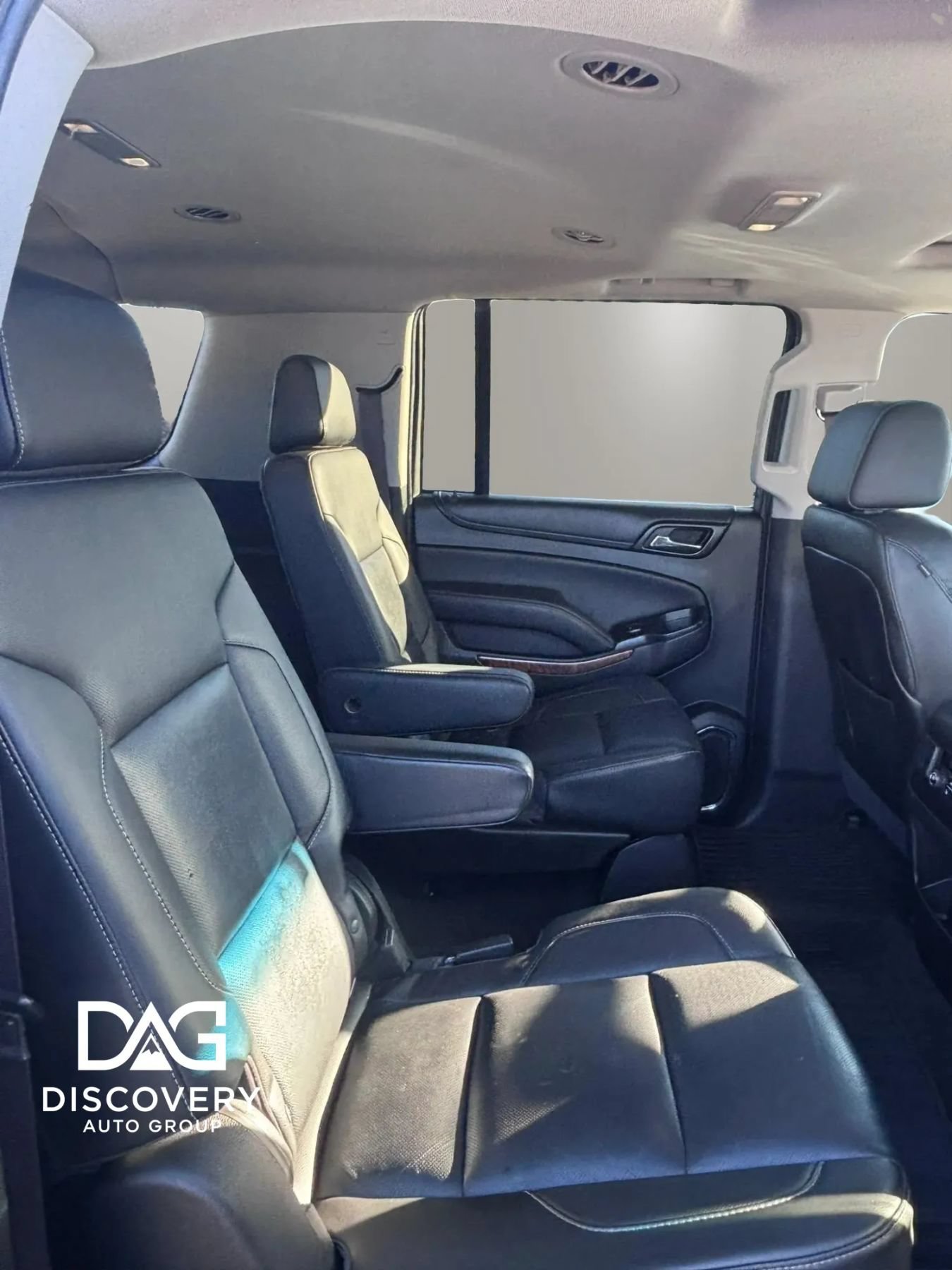 Used 2016 Chevrolet Suburban LTZ w/ Max Trailering Package AWD/4WD image 12