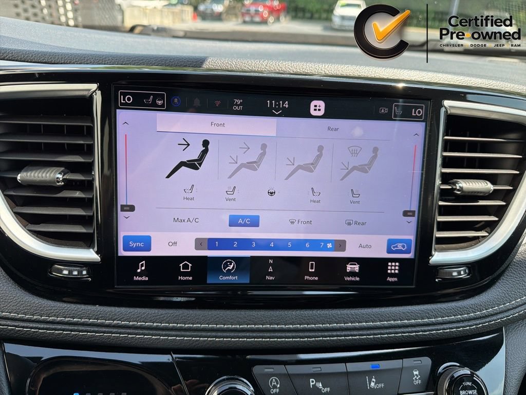 Certified 2023 Chrysler Pacifica Limited w/ Uconnect Theater Family Group AWD/4WD image 99