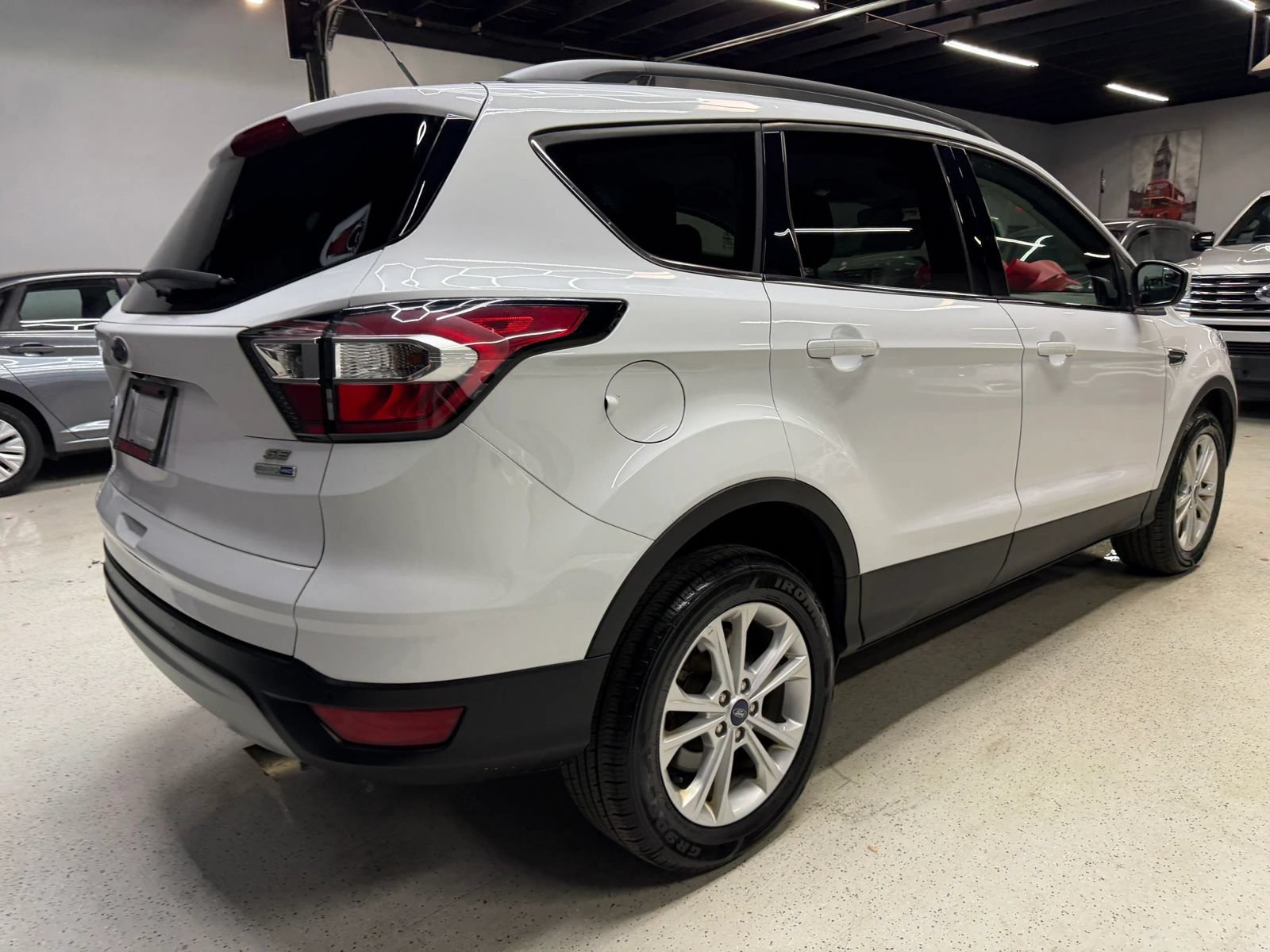 Used 2019 Ford Escape SE AWD/4WD image 12