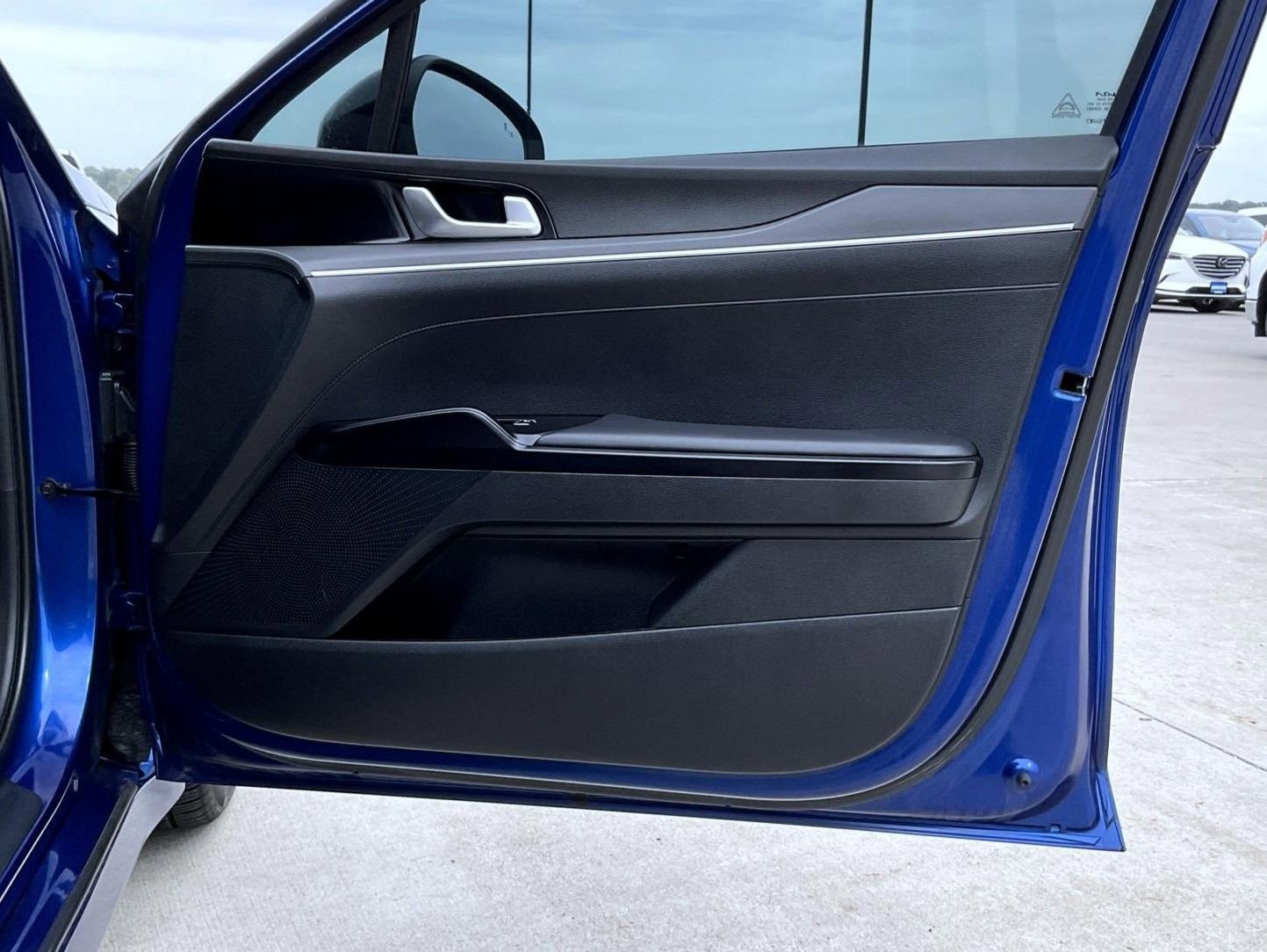 Used 2024 Kia K5 GT-Line w/ GT-Line Premium Package image 17