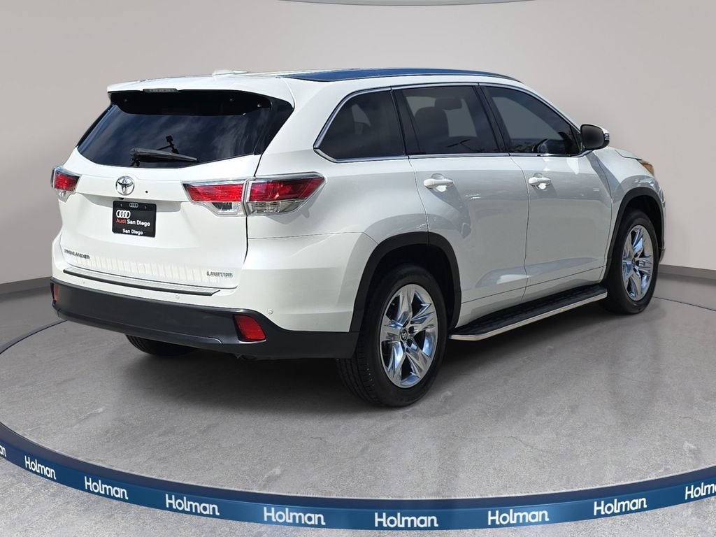 Used 2016 Toyota Highlander Limited w/ Preferred Accessory Package FWD image 6