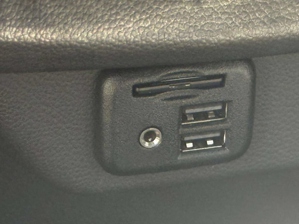 Used 2023 Chevrolet Traverse RS w/ LPO, Floor Liner Package AWD/4WD image 27