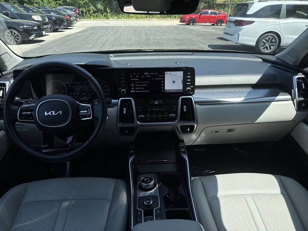 Used 2023 Kia Sorento EX AWD/4WD image 22