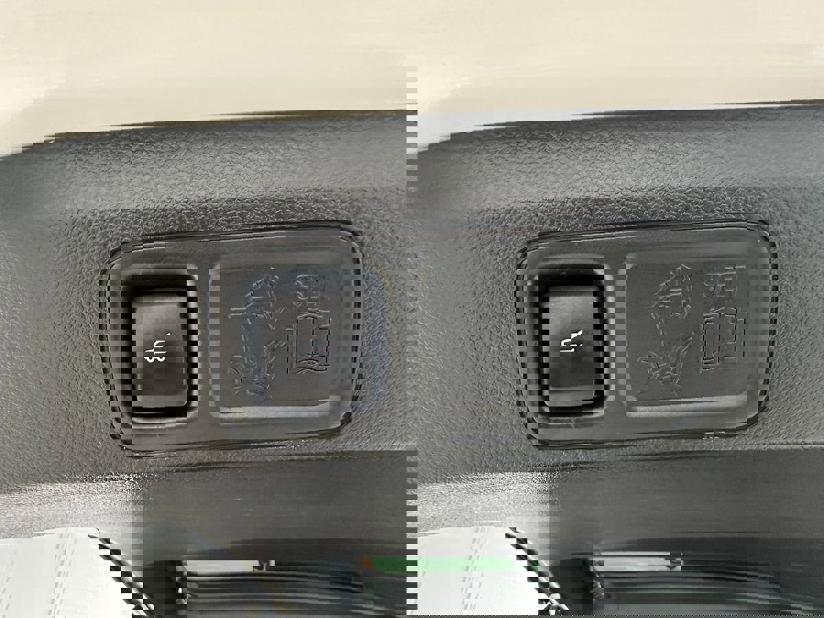 Used 2021 Lincoln Navigator Reserve w/ Luxury Package image 11