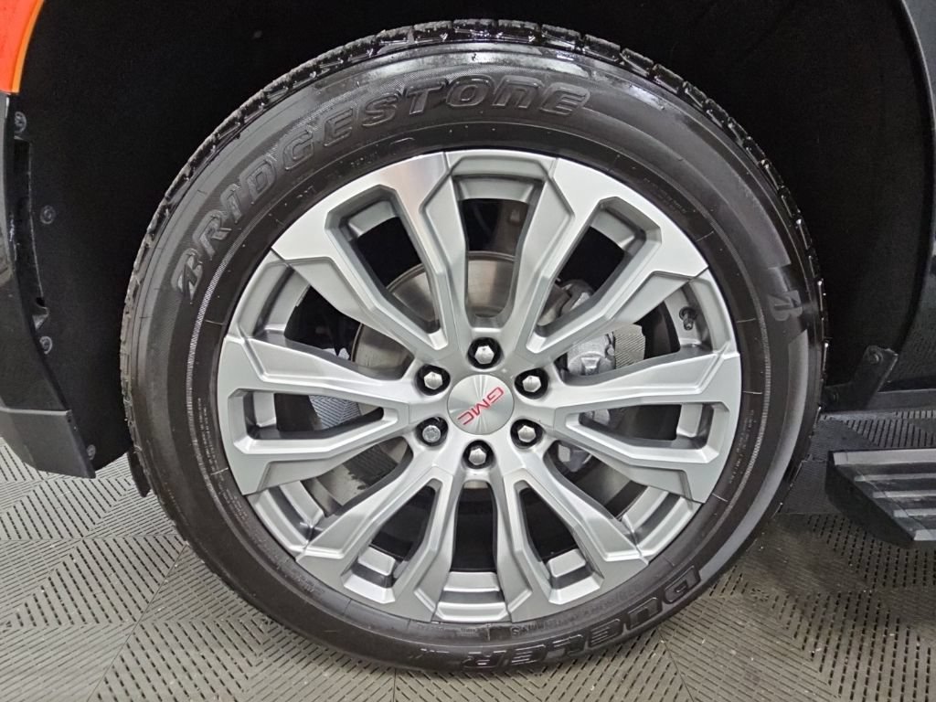 Used 2023 GMC Yukon XL Denali AWD/4WD image 51