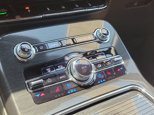 Certified 2023 Lincoln Nautilus Reserve AWD/4WD image 26