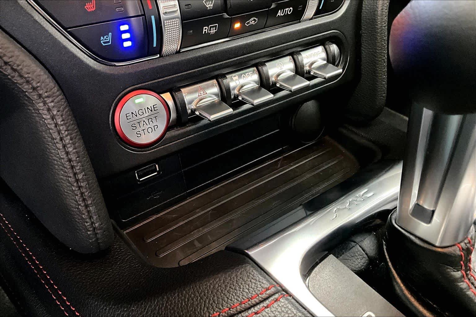 Used 2019 Ford Mustang GT Premium w/ Equipment Group 401A RWD image 32