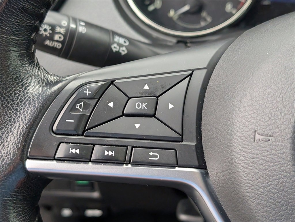 Used 2019 Nissan Rogue Sport SV w/ Technology Package image 18