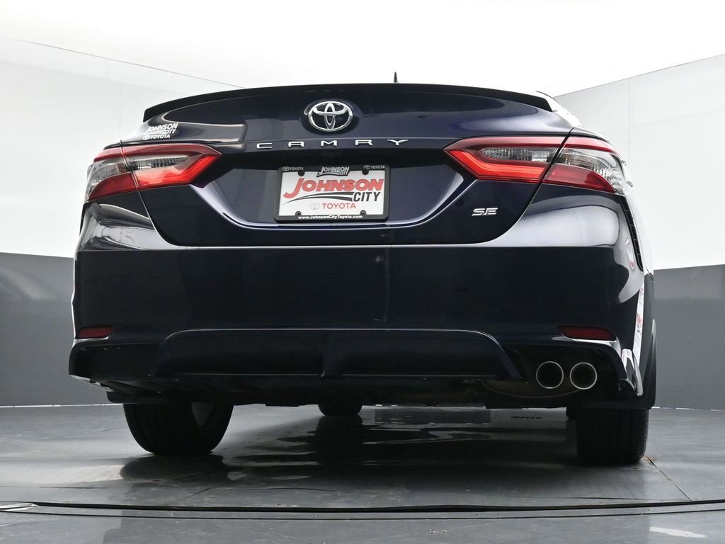 Used 2021 Toyota Camry SE image 39